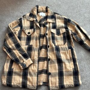 Lucky brand shacket in Black and Tan